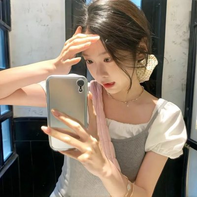 绷不住了啦